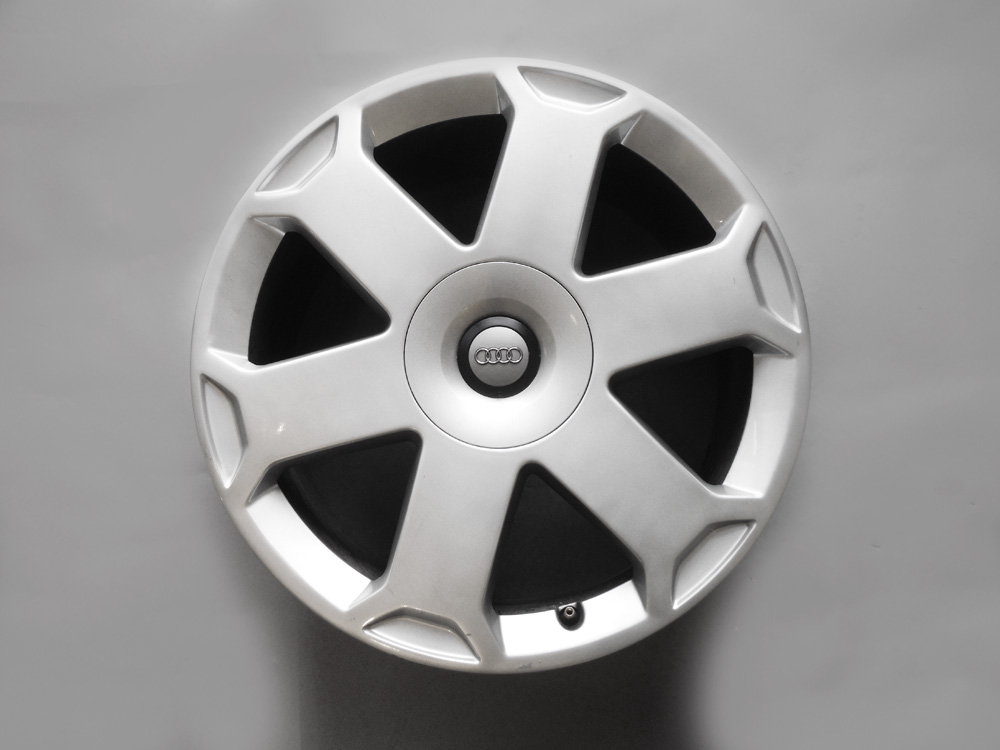 Audi 18 inch rims for sale