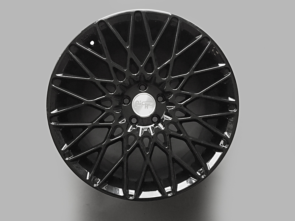 Niche 108mm rims 20 inch