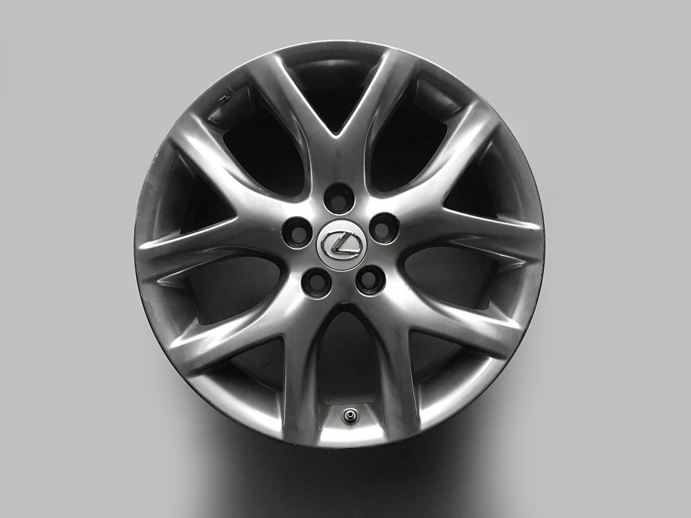 Lexus rx350 factory oem 18 inch rims